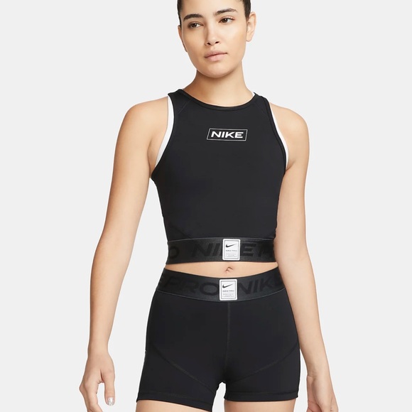 Nike Tops - Nike Pro Dri-FIT
Women's Graphic Crop Tank